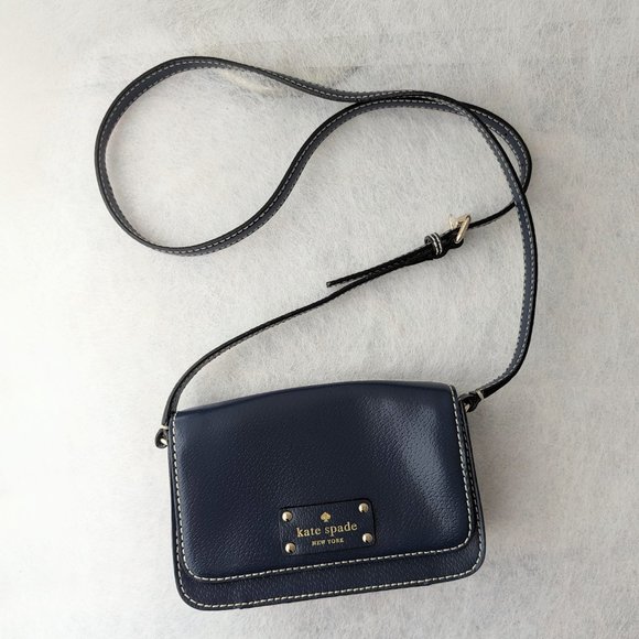 Kate Spade Wellesley Small Fynn Crossbody Bag WKRU1527 - Picture 3 of 8